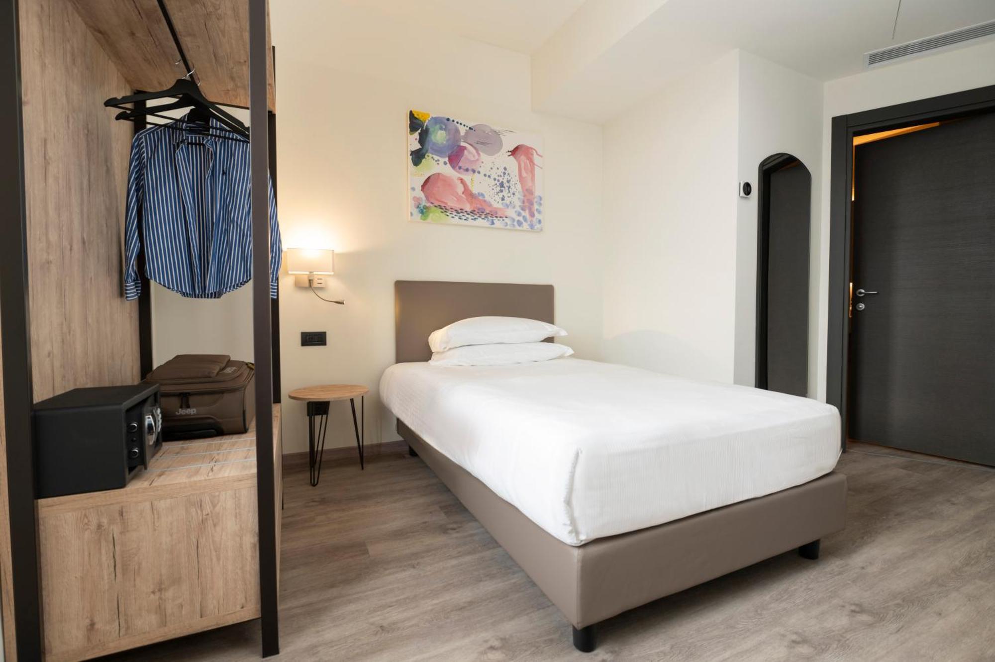 Hotel Plaza ซานมาร์ติโนซิกโคมาริโอ ภายนอก รูปภาพ